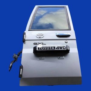 Landcruiser VDJ76 Wagon Left hand barn door small door shell 2nd hand