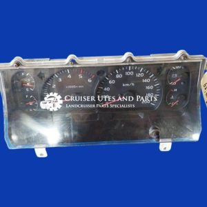 Toyota Landcruiser HDJ78 HDJ79 DIESEL instrument cluster speedo 1HD-FTE 520km